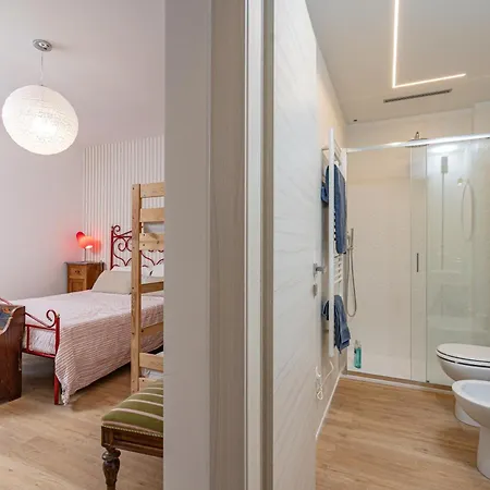 La Casina Bianca בית הארחה *